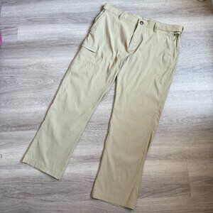 LB Tech Cargo Pants 38x30